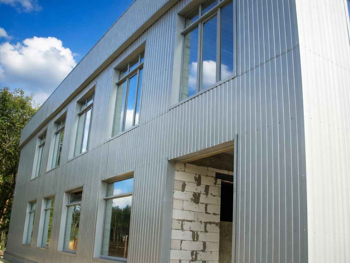 Кровельные работы с профлистом